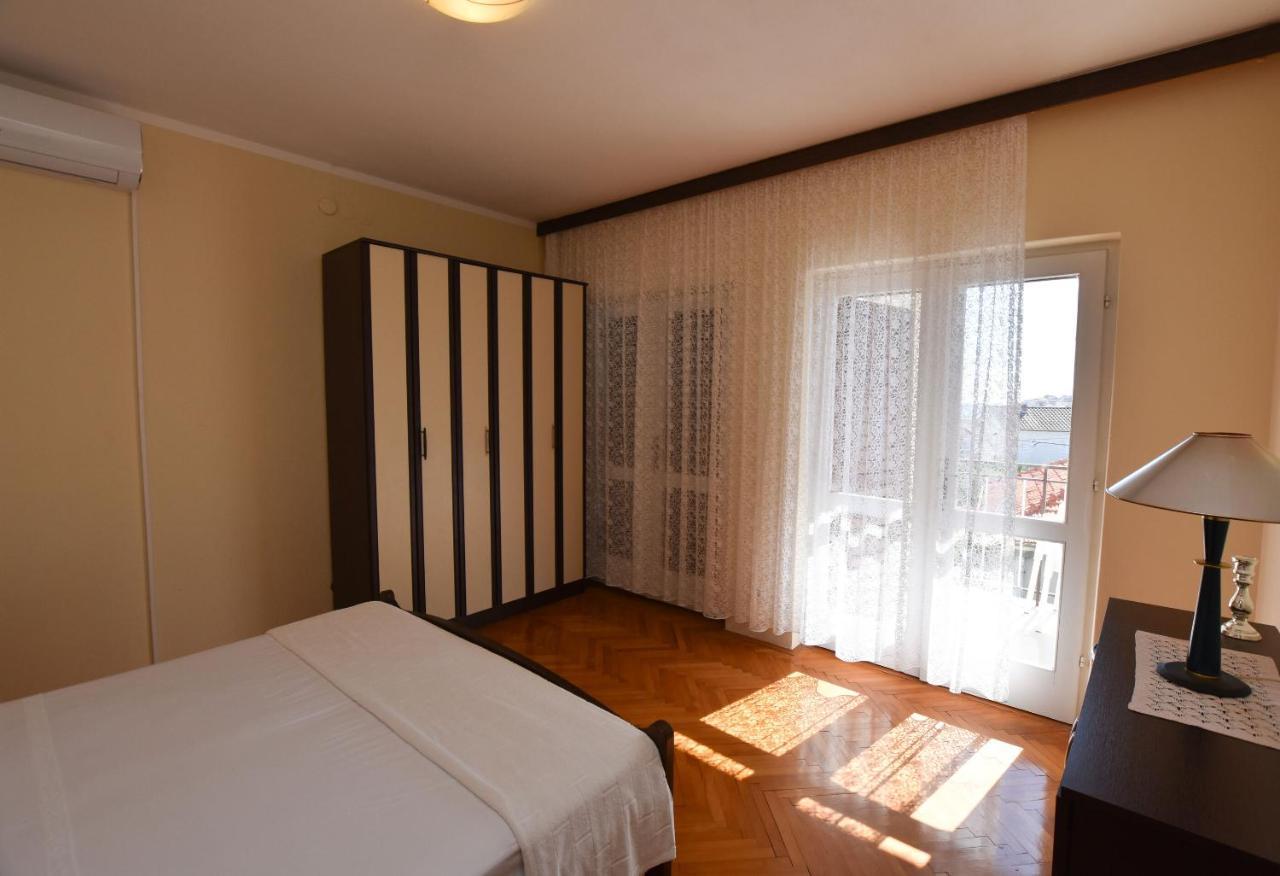 Apartment Ruzica Primosten Bagian luar foto