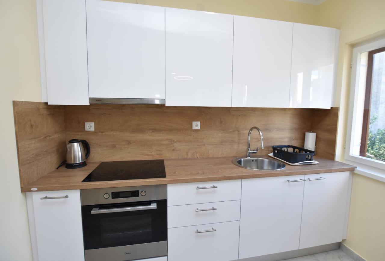 Apartment Ruzica Primosten Bagian luar foto