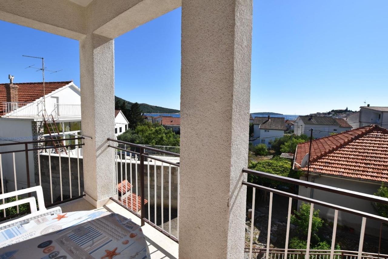 Apartment Ruzica Primosten Bagian luar foto